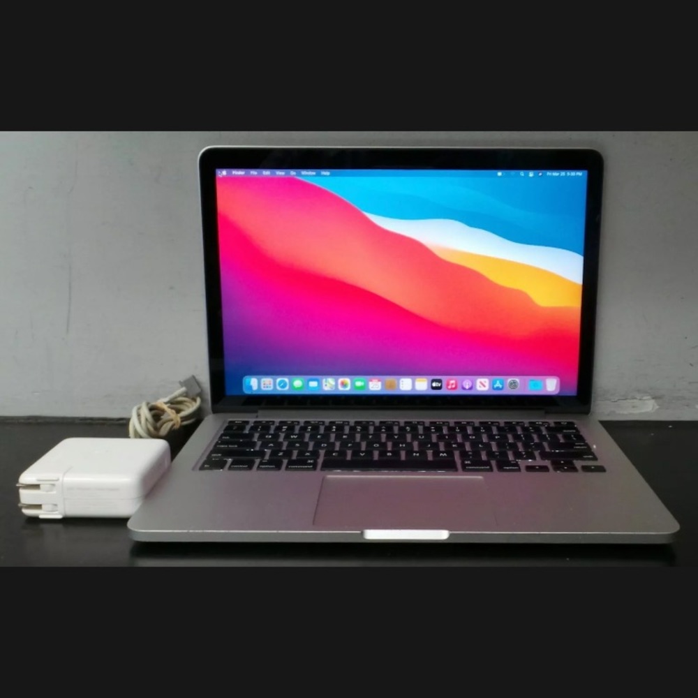 MacBook Pro 13.3 inch Retina Model A1502